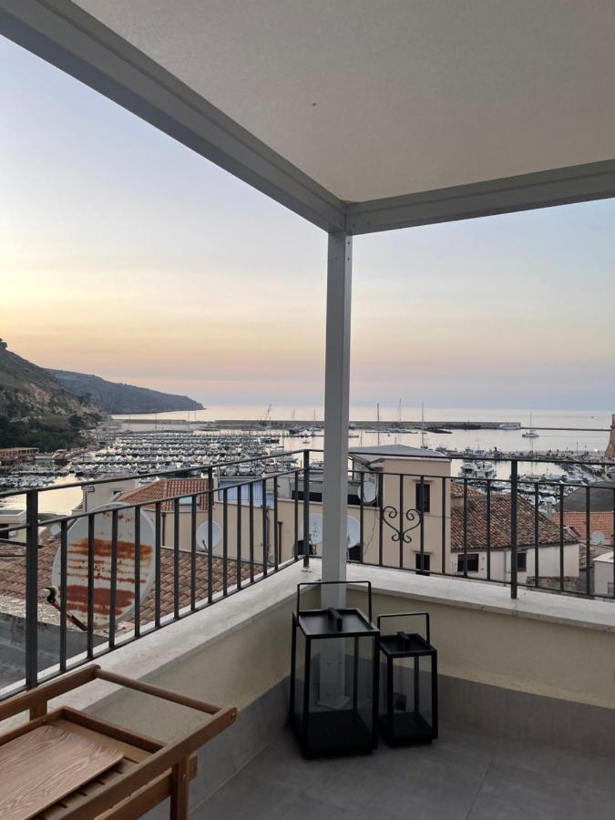 Casa Vacanze Marinaro 카스텔라마레델골포 외부 사진