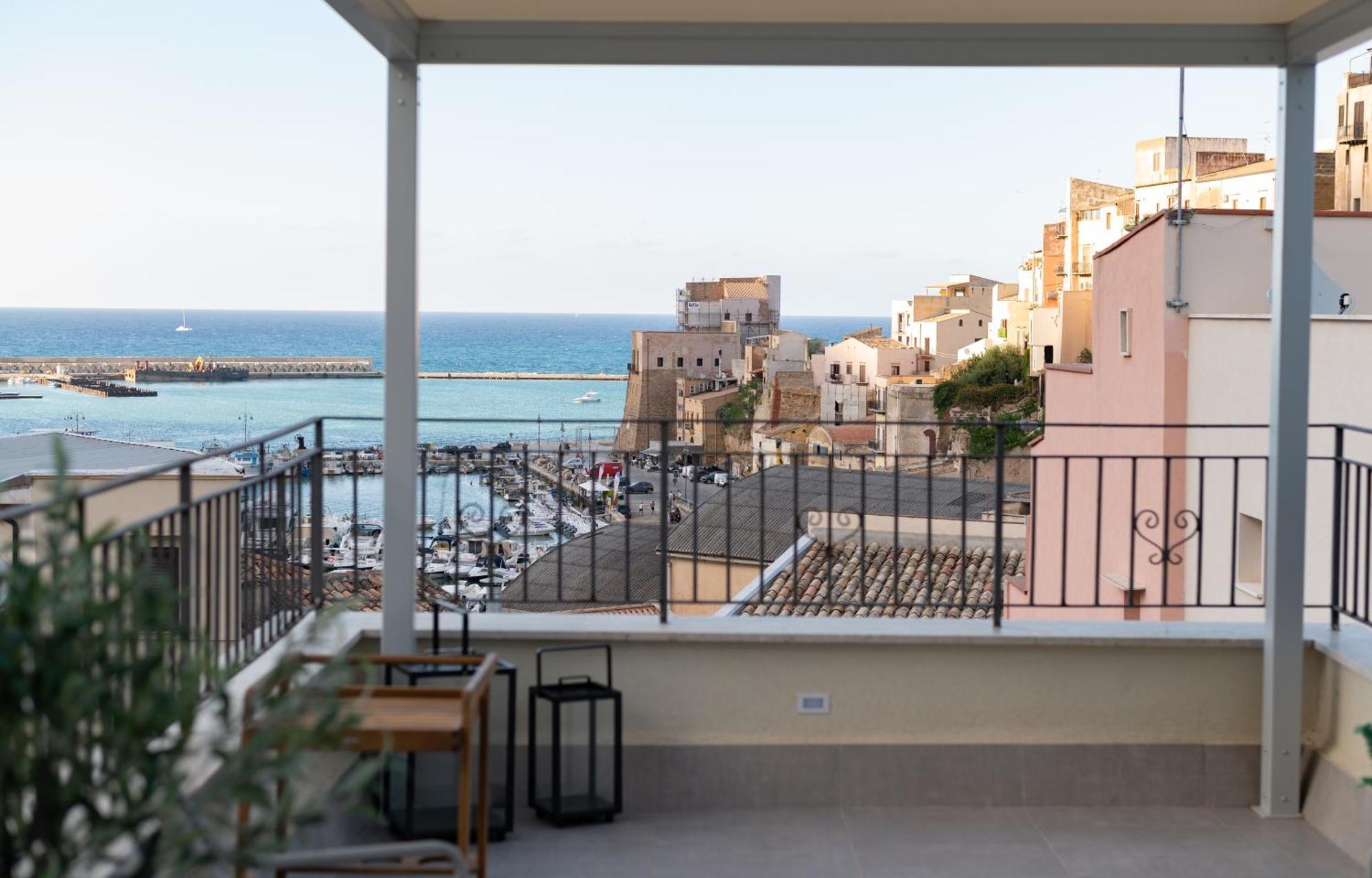Casa Vacanze Marinaro 카스텔라마레델골포 외부 사진