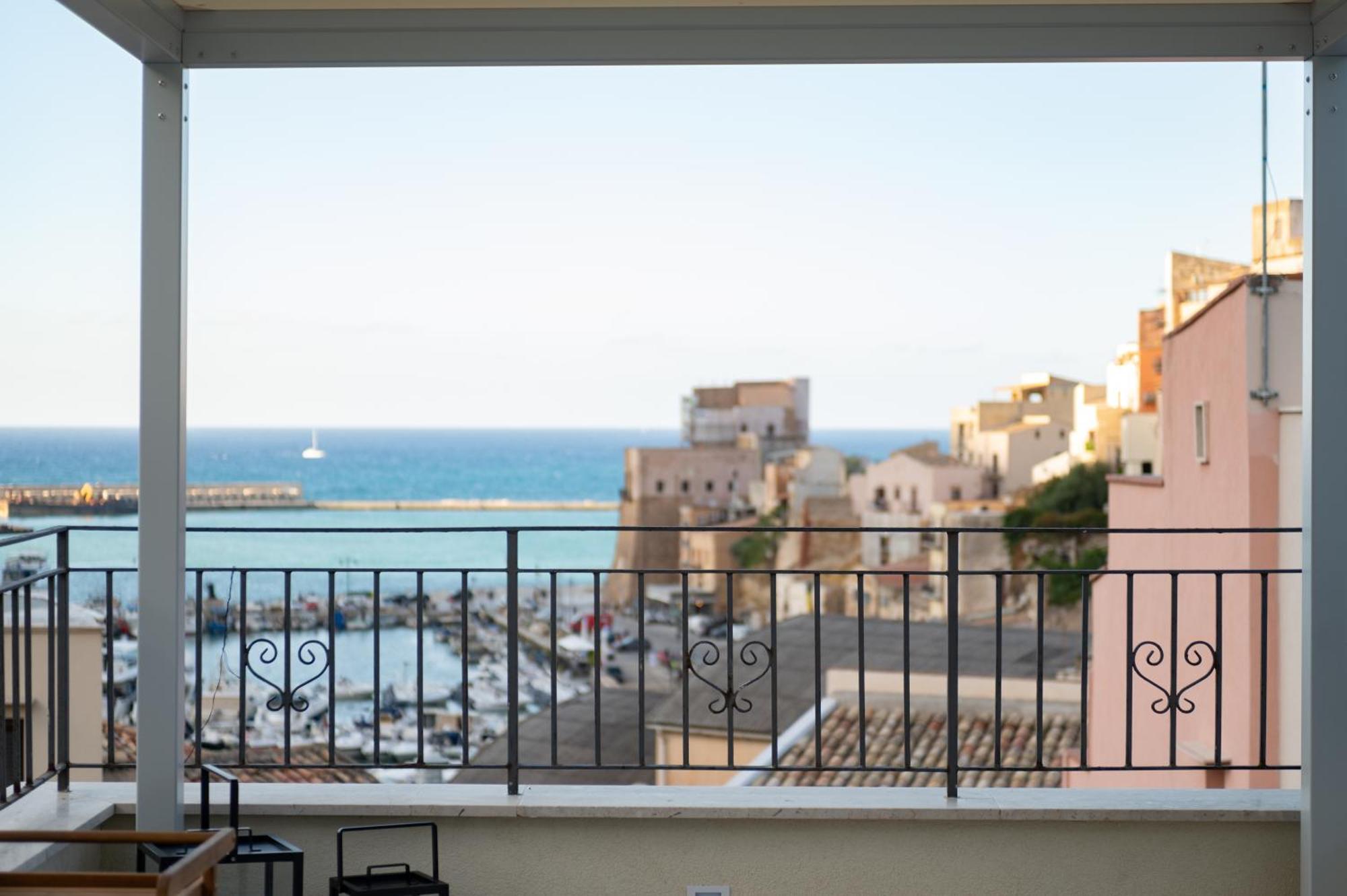 Casa Vacanze Marinaro 카스텔라마레델골포 외부 사진